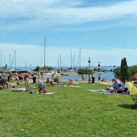 Dom wakacyjny Balatontourist Fured-2 By Interhome *