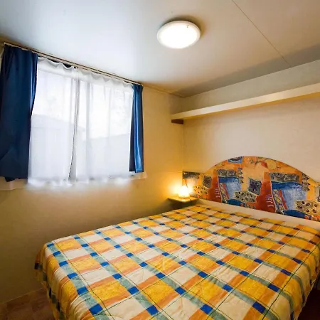 Balatontourist Fured-2 By Interhome Nyaraló *